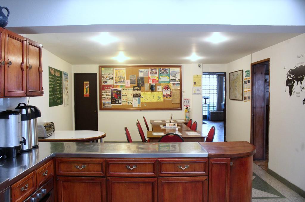Hostal La Pinta Bogotá Zewnętrze zdjęcie