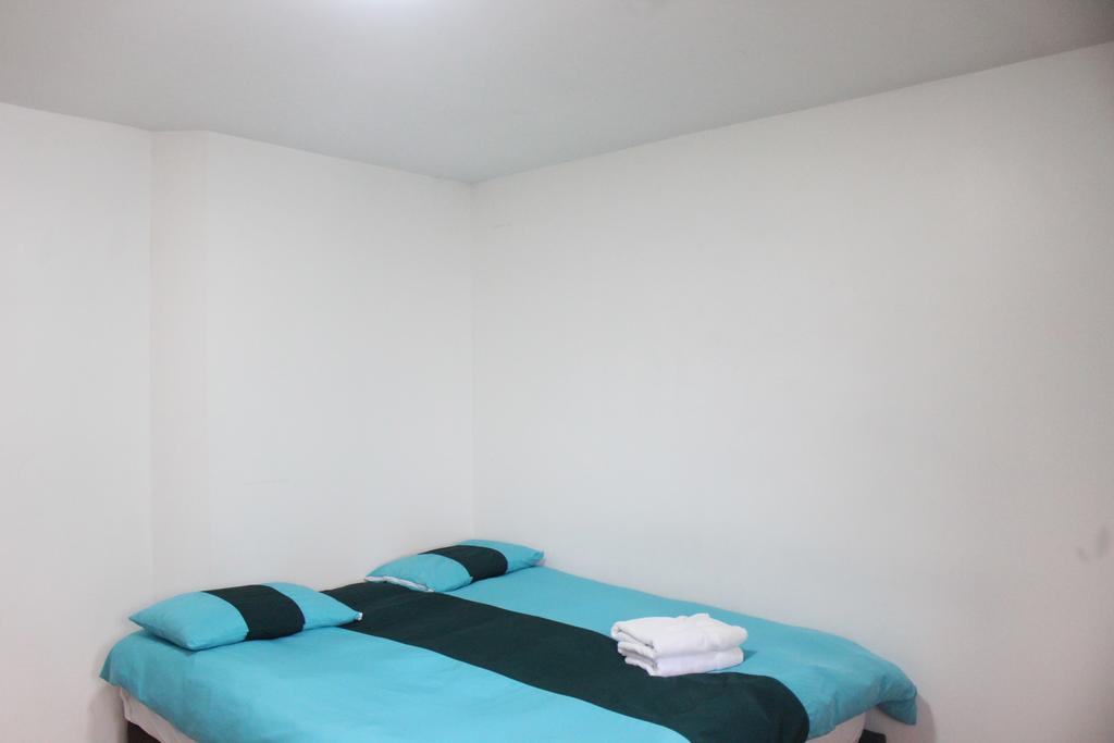 Hostal La Pinta Bogotá Zewnętrze zdjęcie