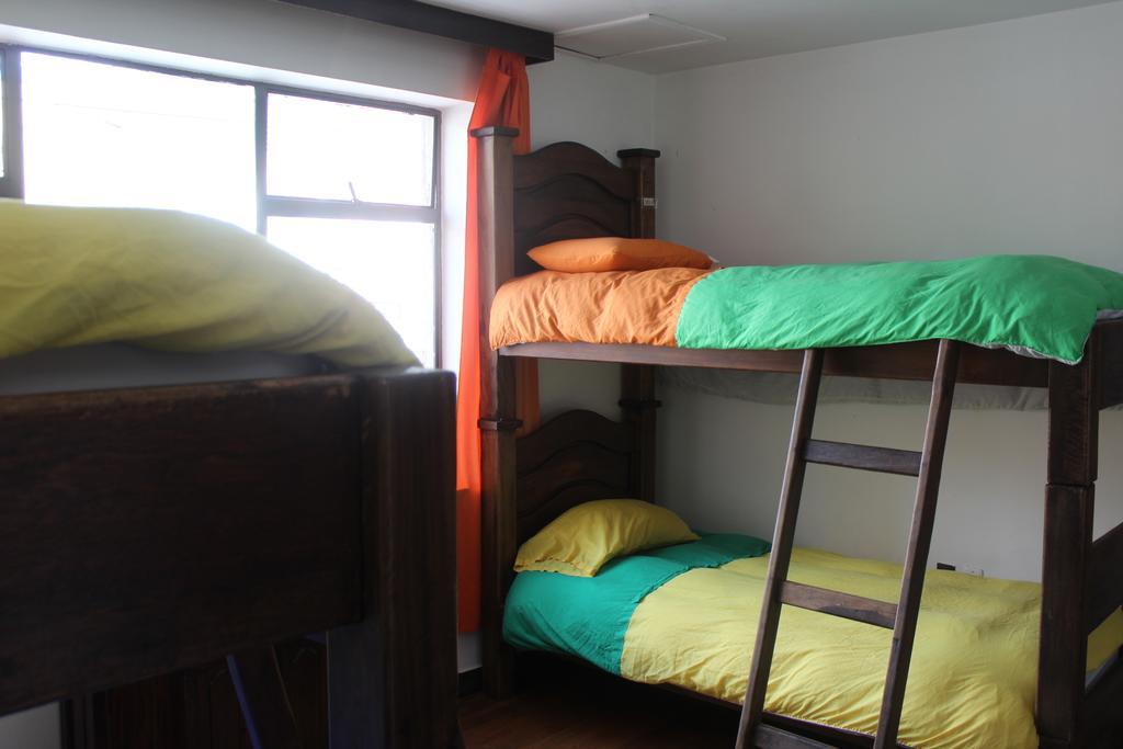 Hostal La Pinta Bogotá Zewnętrze zdjęcie