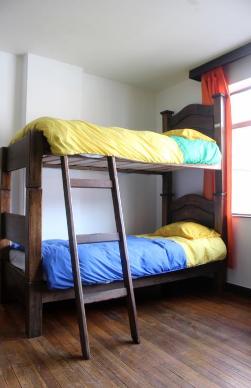Hostal La Pinta Bogotá Zewnętrze zdjęcie