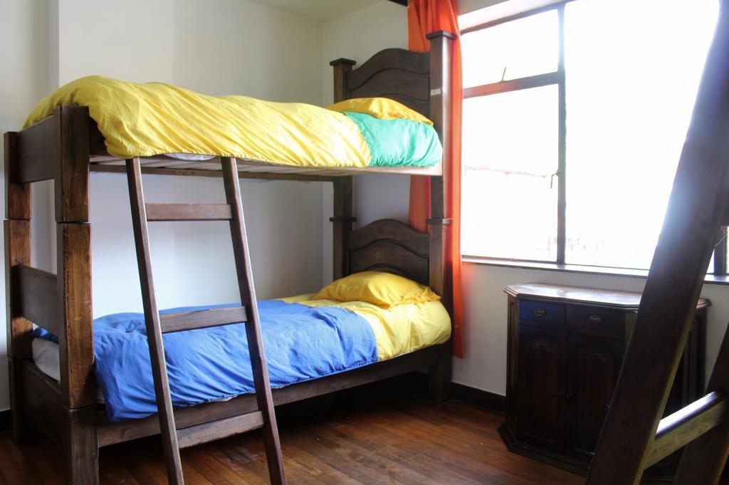 Hostal La Pinta Bogotá Zewnętrze zdjęcie