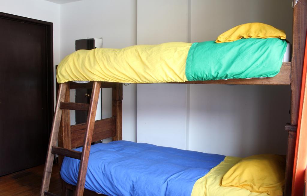 Hostal La Pinta Bogotá Zewnętrze zdjęcie