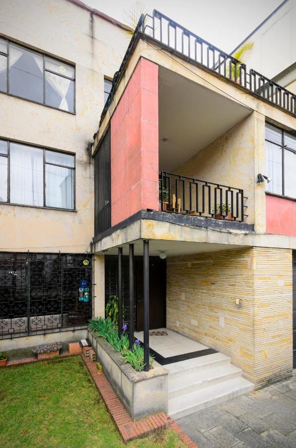 Hostal La Pinta Bogotá Zewnętrze zdjęcie