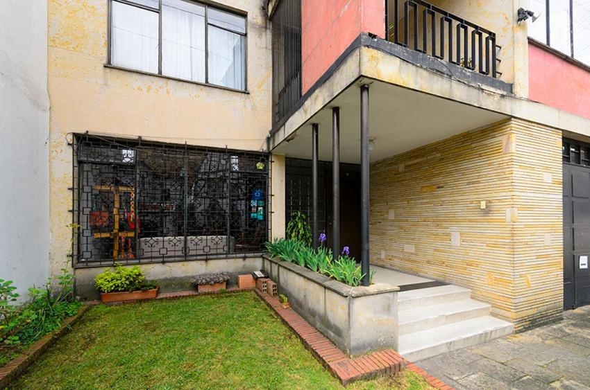 Hostal La Pinta Bogotá Zewnętrze zdjęcie